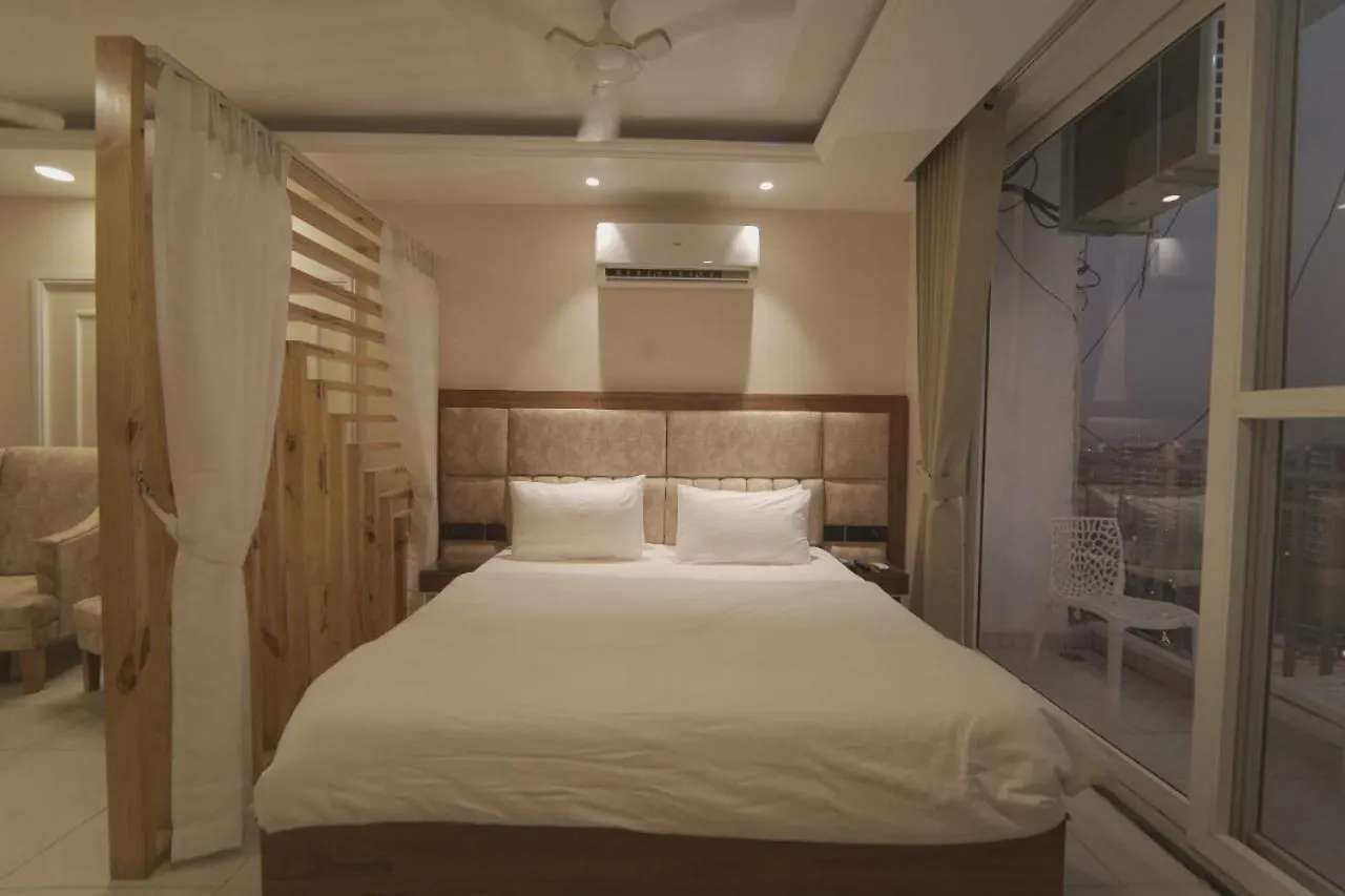 Myst Luxury Stays Zirakpur 0*,