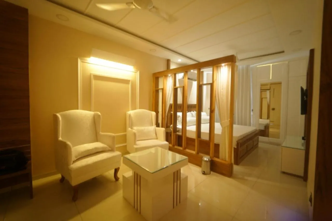 Myst Luxury Stays Zirakpur 0*,  India