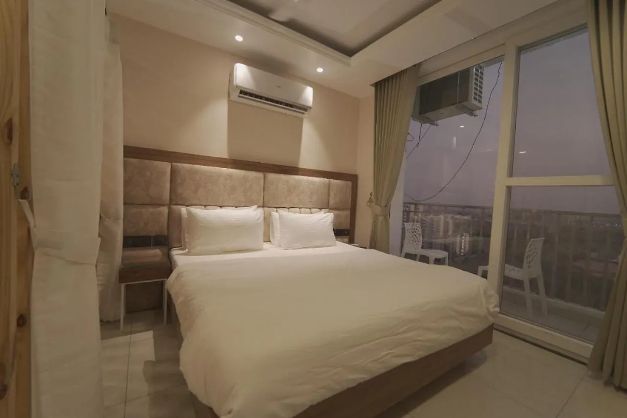Apartment Myst Luxury Stays Zirakpur